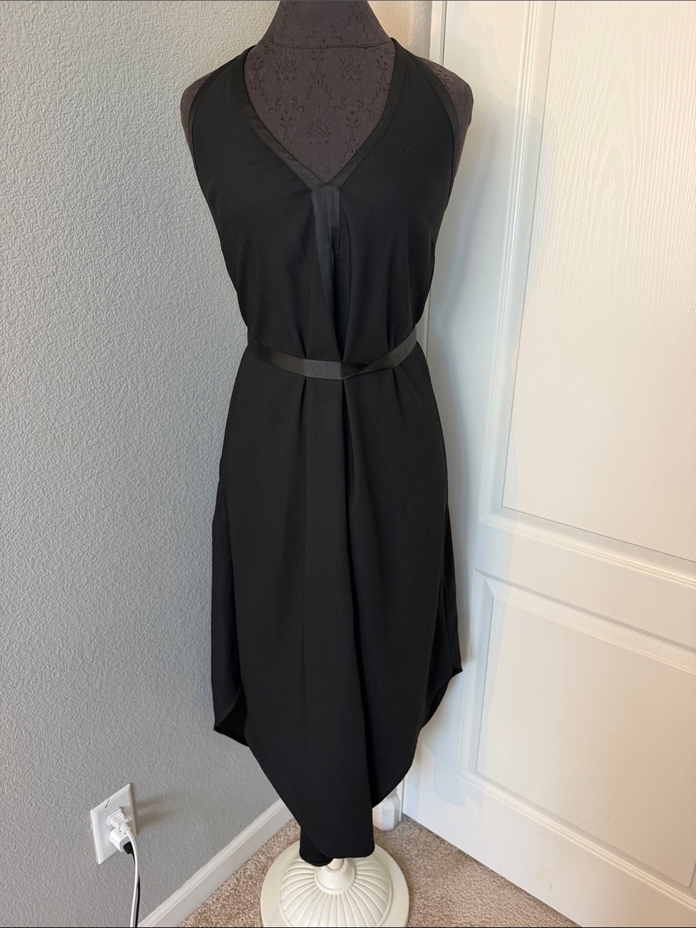 Banana Republic Black Halter Dress with Ribbon Tie Size 4